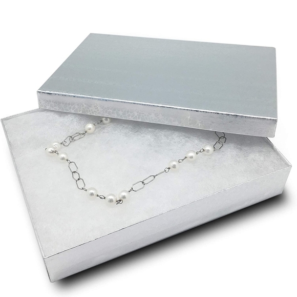 Red and white Bunny heart earrings with silver post for sensitive ears - Picture 11 of 13